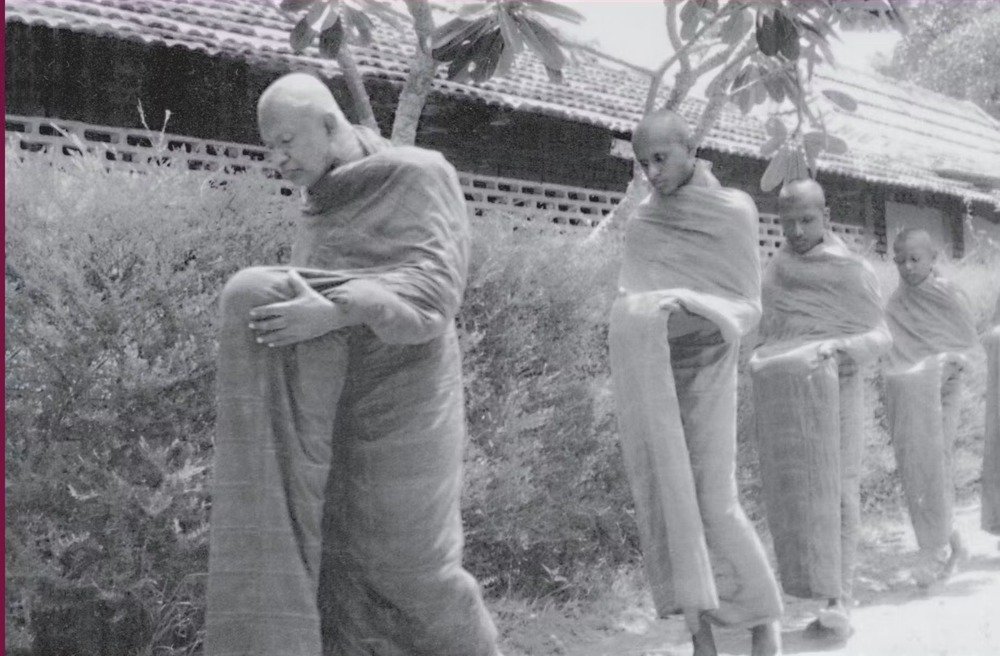 A Bridge Between East and West Richard F. Gombrich